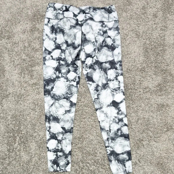 Athleta Black and White Floral Leggings - Picture 3 of 6